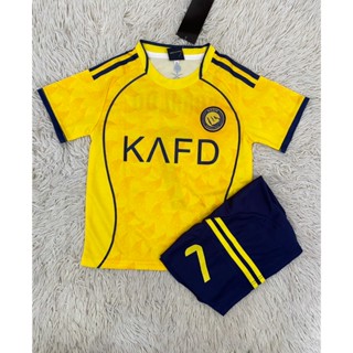 ชุดฟุตบอลเด็กสีเหลืองเบอร์7สกรีนชื่อRONALDOเสื้อ+กางเกง