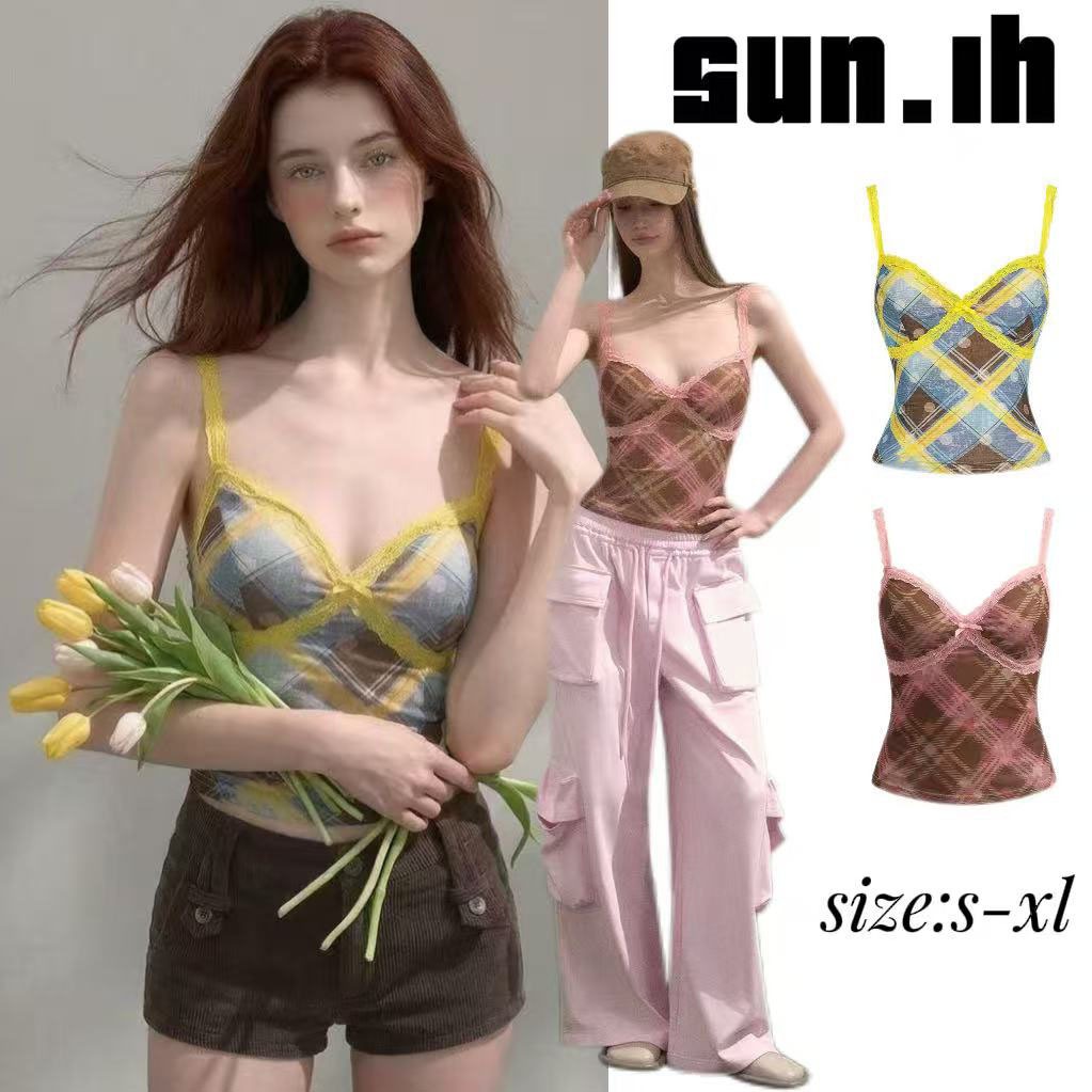 SUN🛍️พร้อมส่ง🛍️เสื้อสายเดี่ยวลูกไม้ลายสก็อตเข้ารูป คอลเลคชั่นฤดูร้อนใหม่ปี 2026 สไตล์เรโทร หวาน เซ็กซี่