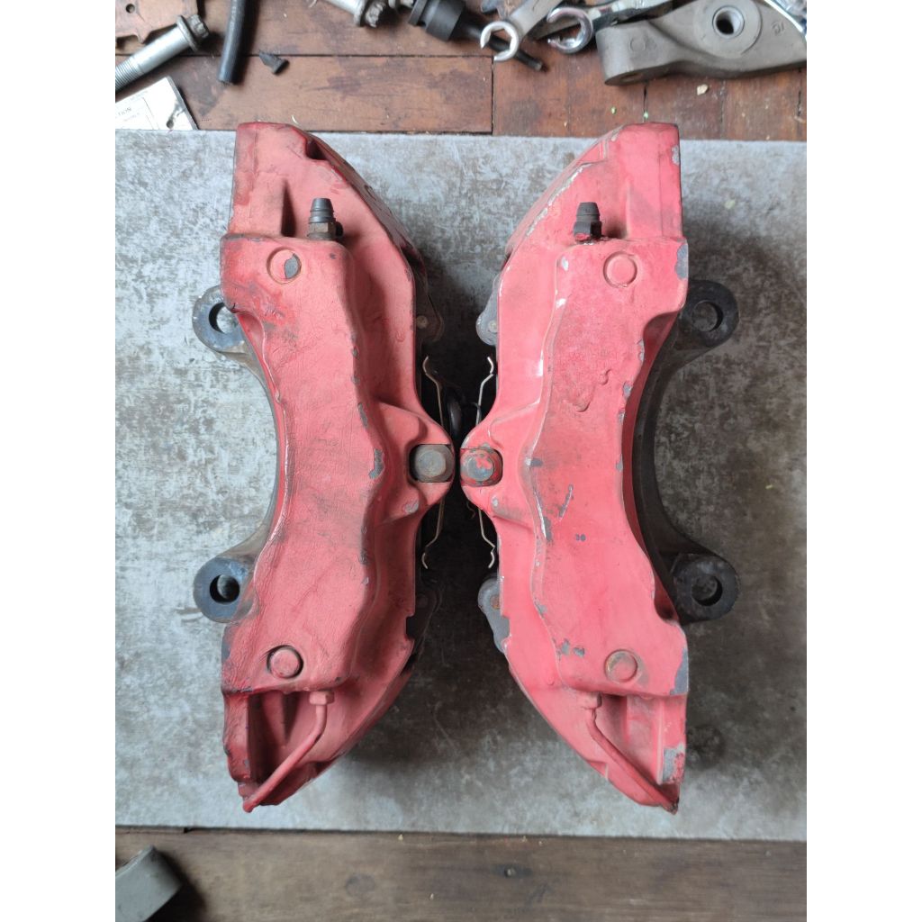 Brembo 18Z 6POT ปั๊มเบรค คู่หน้า แท้ #1