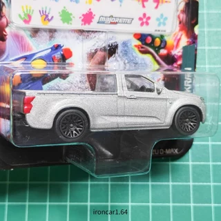 โมเดลรถ majorette Isuzu dmax รถกระบะ สีบอร์น ล้อยาง