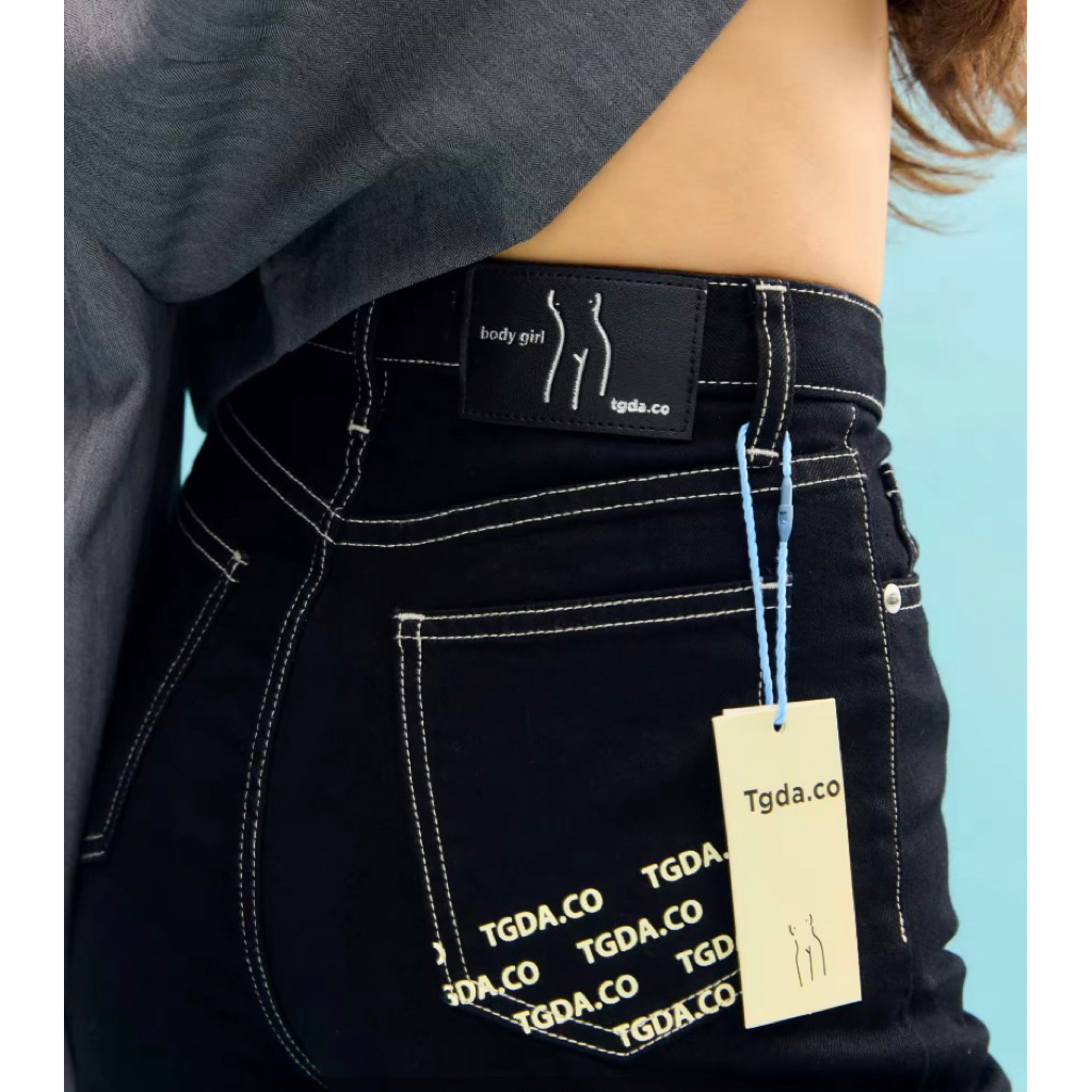 ส่งต่อกางเกง TGDA.CO Body Girl รุ่น Maxwell Jeans สีดำ ไซส์ L ใหม่มากก