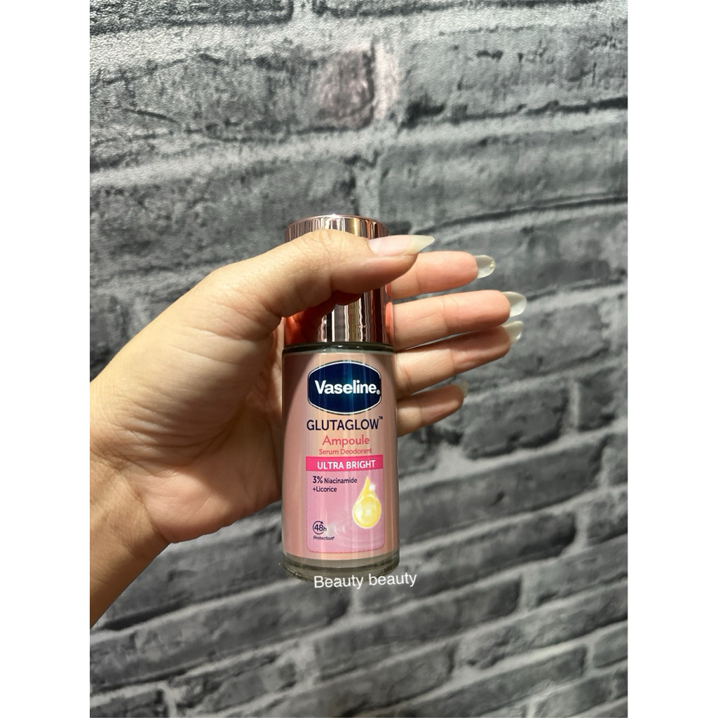 Vaseline Roll-On Serum GlutaGlow Ampoule Deodorant 45ml. กลิ่น Ultra Bright