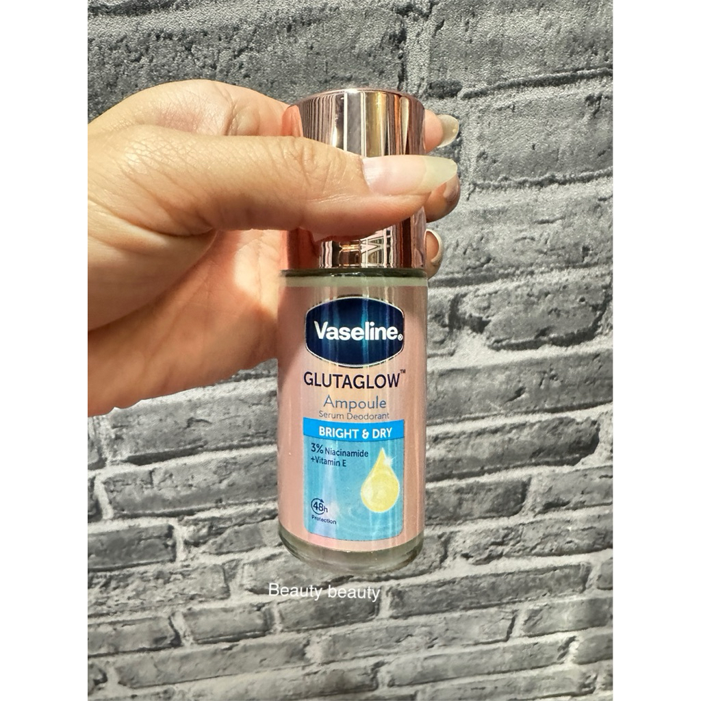 Vaseline Roll-On Serum GlutaGlow Ampoule Deodorant 45ml. กลิ่น Bright & Dry