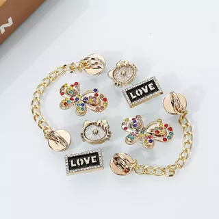 แฟชั่น Charm รองเท้าโซ่โลหะเข็มกลัดดอกไม้น่ารักเครื่องประดับสำหรับฝูงชนทั้งหมด