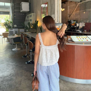 𝗣𝗮𝘀𝘁𝗲𝗹 𝗕𝗹𝘂𝗲 (𝟱𝟱𝟬.-/𝘀𝗲𝘁) ชุดเซตเสื้อสายเดี่ยวผ้าลูกไม้มาพร้อมกับกางเกงสีฟ้าพาสเทลลายทาง ช่วงเอวเป็นสายเชือกปรับได้ตามตัว
