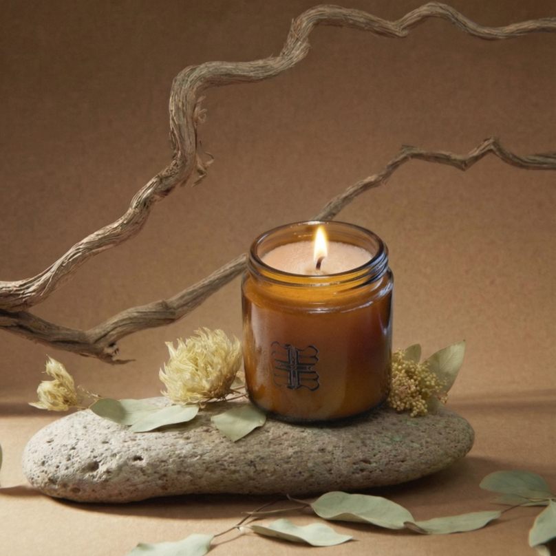 เทียนหอมอโรม่า กลิ่นป่าภูเขา | ช่วยผ่อนคลาย นอนหลับลึก | Natural Soy Wax จากธรรมชาติ Poetiq