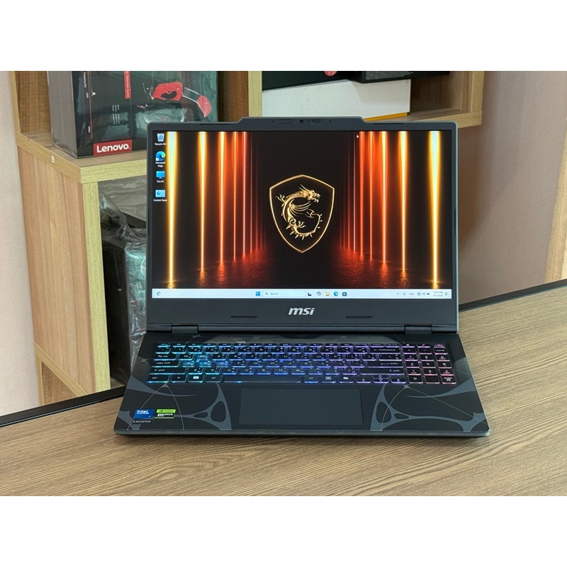 MSI Cyborg 15 B2RWFKG-058TH Intel Core 7 240H SSD512GB RAM16GB RTX 5060 (8GB GDDR7)เครื่องใหม่ตัวโชว