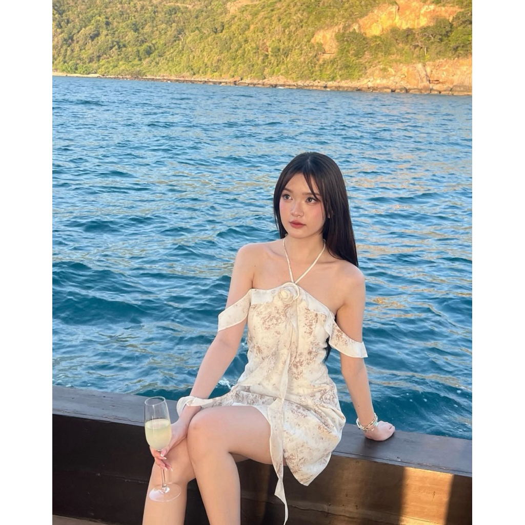 Lady Fallin’ Rose Collection 🪞🕊️ Darleen Dress