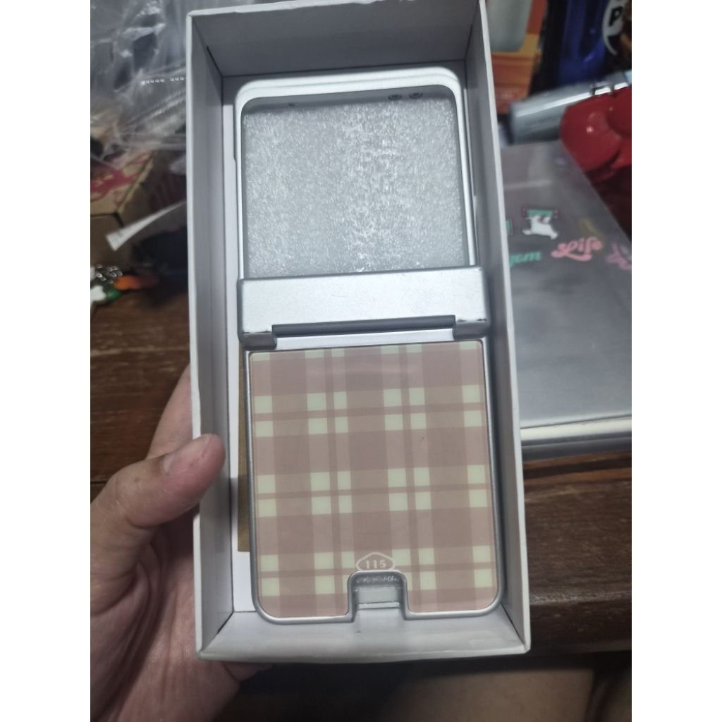used case z flip 7 พรีมาจากเกาหลี1000