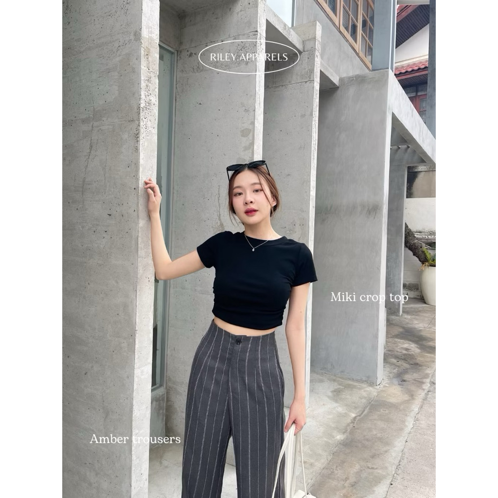 ส่งต่อเสื้อยืด 🍎- Miki crop top Riley.apparels