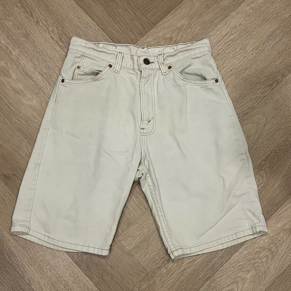 (050402) กางเกงขาสั้น Levi's 550 เอว29“