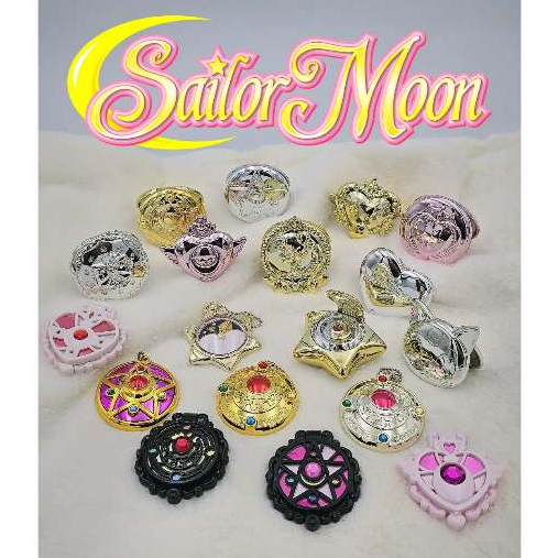 กาชาปองตลับกระจกแปลงร่างเซเลอร์มูน Sailor Moon Compact Mirror ลิขสิทธิ์แท้จากญี่ปุ่น