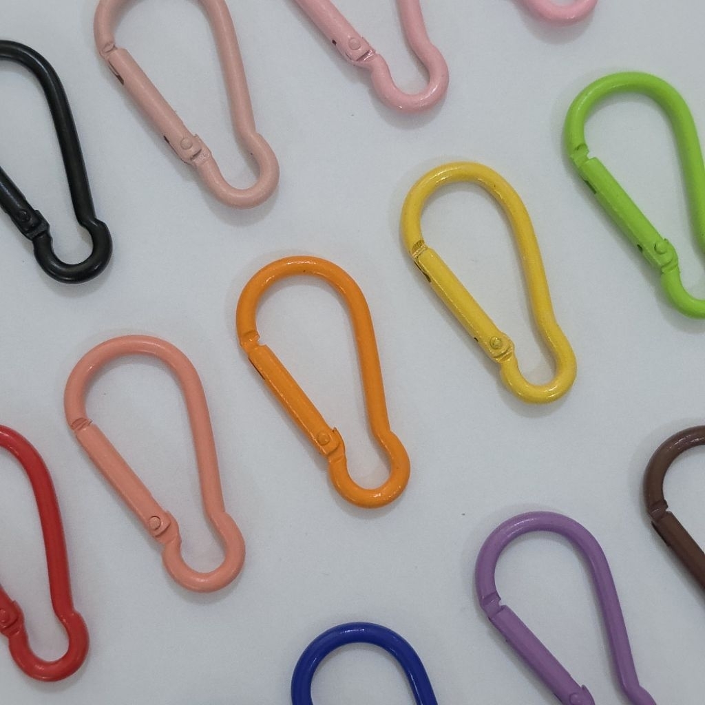 (#203)พวงกุญแจตะขอ คาราบิเนอร์ โลหะผสมอลูมิเนียม 13 สี ราคาต่อ 1ชิ้น