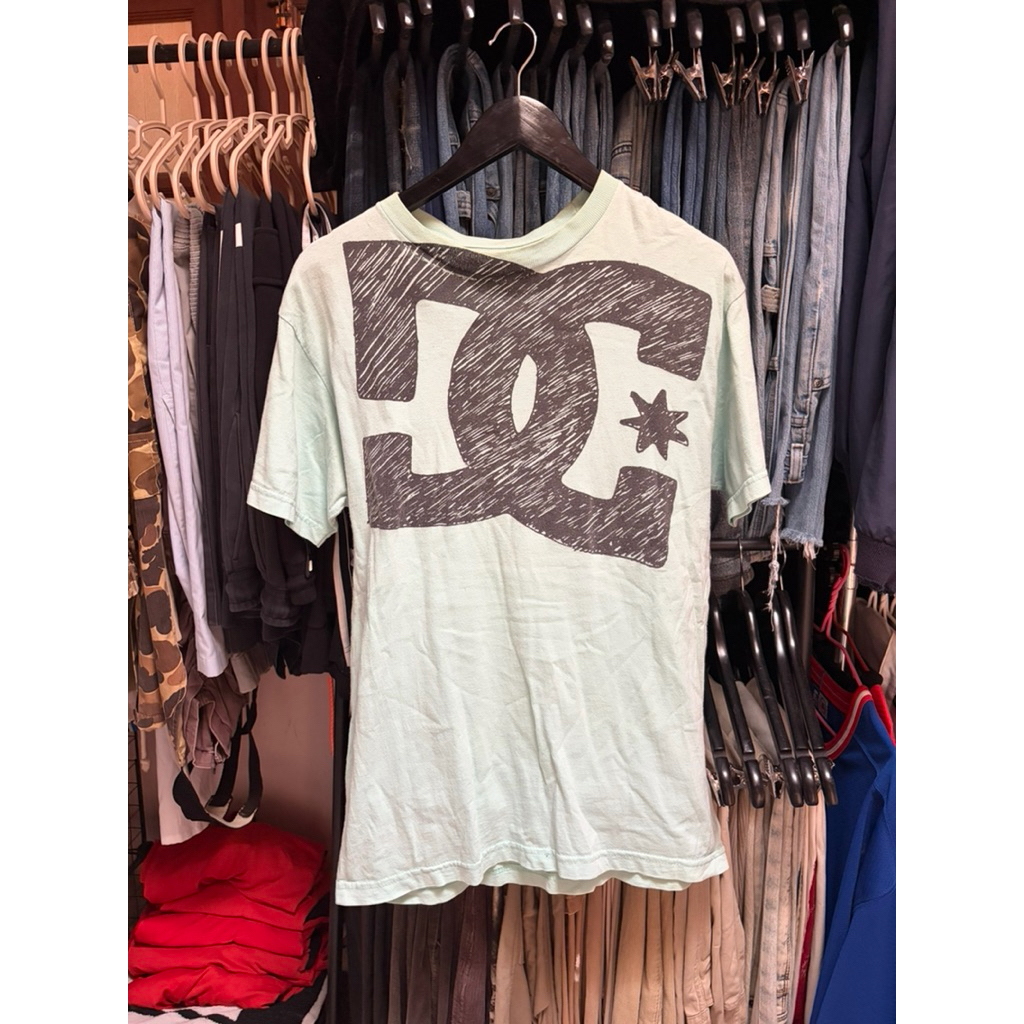 เสื้อ dc shoes สีมิ้นท์