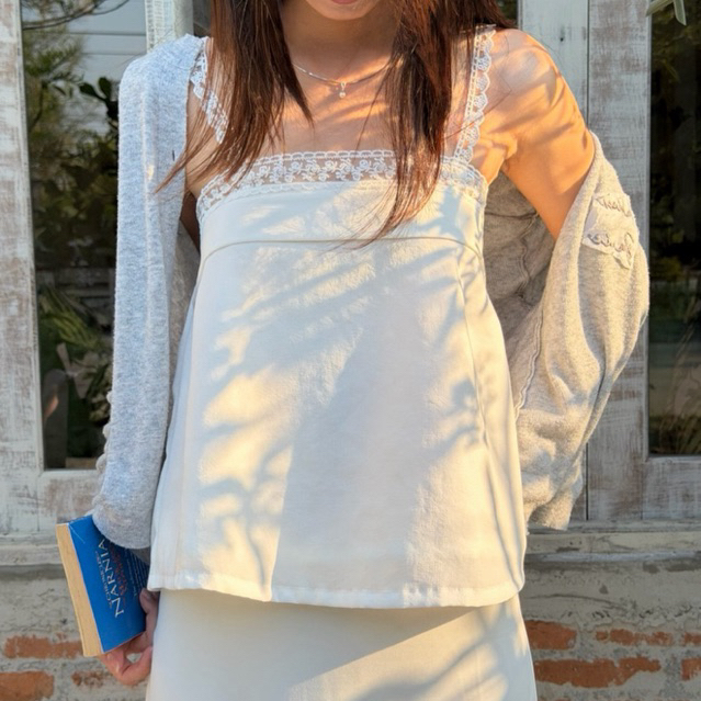 Poponi.bkk | Lace cami - เสื้อสายเดี่ยวลูกไม้