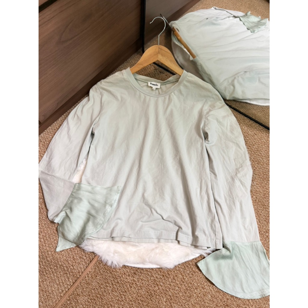 เสื้อแขนยาวแขนกระดิ่ง Pomelo เสื้อผู้หญิง พร้อมส่ง
