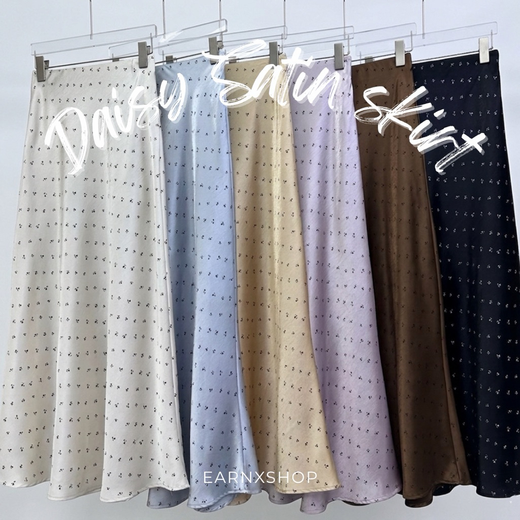 EARNXSHOP | Daisy Satin Skirt กระโปรงซาตินลายดอกไม้