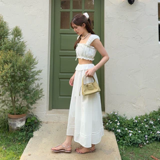 𝐉𝐢𝐝𝐚 𝐬𝐞𝐭 ชุดเซตเสื้อครอปสาลูสายเดี่ยว + กระโปรงผ้าลินินรุ่นนี้ใส่สบายมากด้วยเนื้อผ้าสาลูที่นุ่มใส่สบายเหมาะกับอากาศร้อนๆ