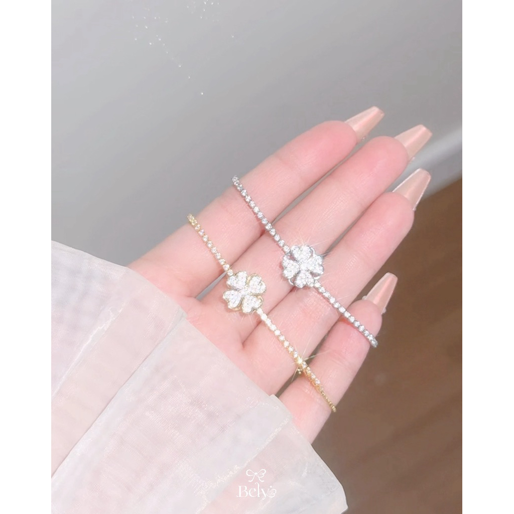 กำไลแฟชั่น Clover Shine 🍀✨ ( ไม่แถม package )