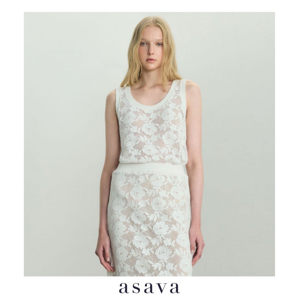[asava ss26] Bariah Lace Sleeveless Top เสื้อแขนกุด คอกลม แต่งขอบผ้าถักบริเวณคอ แขน และชายเสื้อ ผ้าลูกไม้ลายดอกไม้