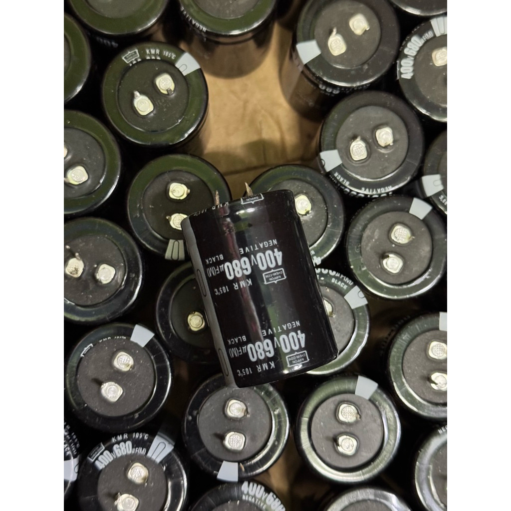 1ชิ้น680UF 400V 680MFD 400WV ตัวเก็บประจุอลูมิเนียมอิเล็กโทรไลติก  680mf400v เรเดียล400v680uf 400v68