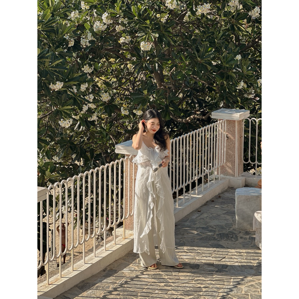 Sunshine shirt dress เสื้อสายเดี่ยวผ้าชีฟองยาว : everydaylookk store