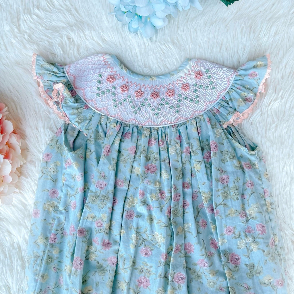 Victoria Boutique Jumpsuit smock dress🌸