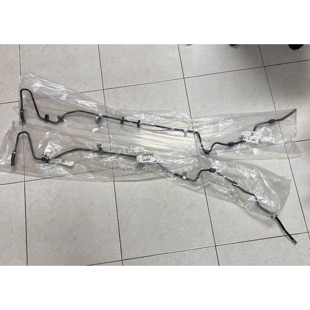 ท่อสุญญากาศ (Vacuum Pipe) Bentley Motors OEM รหัส 3W2 612 041 L ของใหม่ แท้ พร้อมส่ง