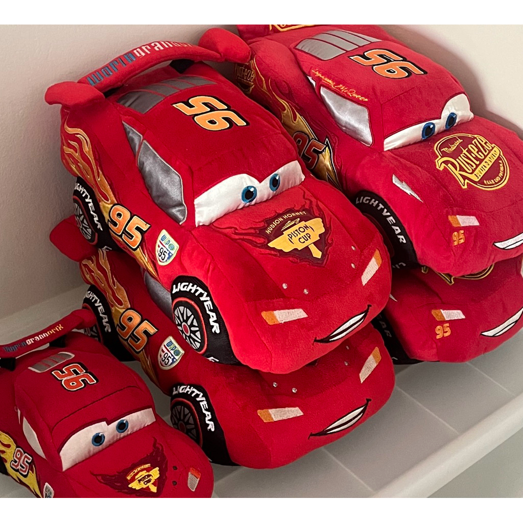 ตุ๊กตารถแมคควีน Disney's Cars Lightning McQueen Plush Toy