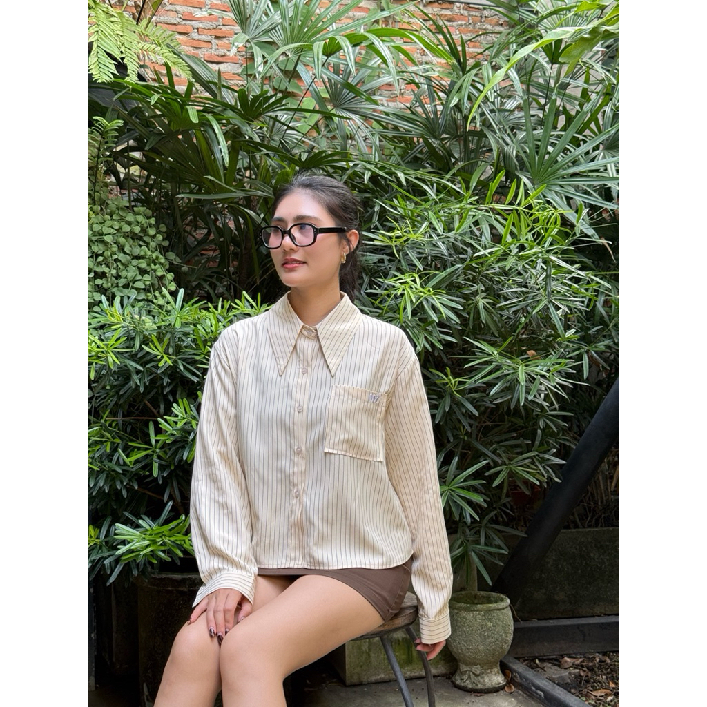 Varen Shirt เสื้อเชิ้ตลาย stripe ผ้าคอตตอน poplin เนื้อผ้าพริ้ว เบา ใส่สบาย ระบายอากาศดี เหมาะกับทุกวัน ราคา ถูกที่สุด ดีลบีเคเค แกลเลอรีภาพที่ 8