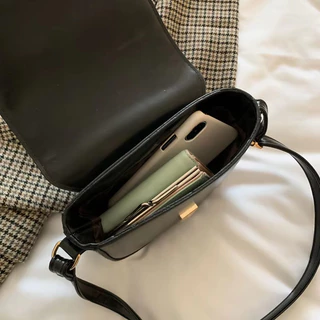 🔥ขายดี พร้อมส่ง กระเป๋าหนังสะพายข้างทรงกล่อง ครึ่งวงกลม ความจุขนาดใหญ่ ความสง่างาม-TN
