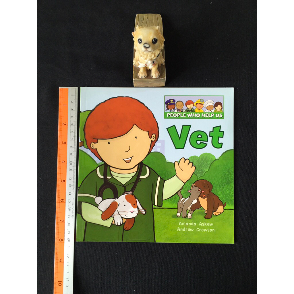People who Help up Vet by Amanda Askew หนังสือวรรณกรรมภาษาอังกฤษ(ปกอ่อนมือสอง)