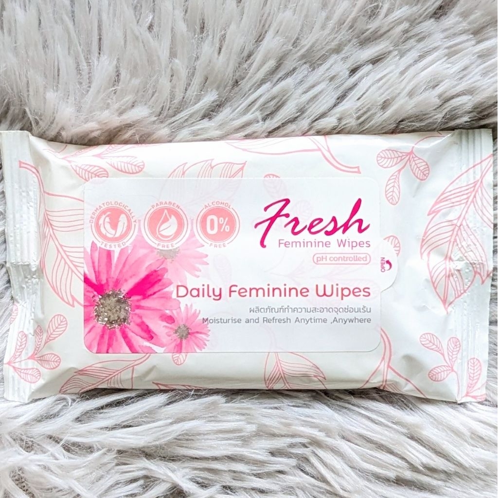 *พร้อมส่ง* ทิชชู่เปียกจุดซ้อนเร้น 🌟3 ห่อ 35 บาท🌟1 ห่อ 13 บาท มี 10 แผ่น