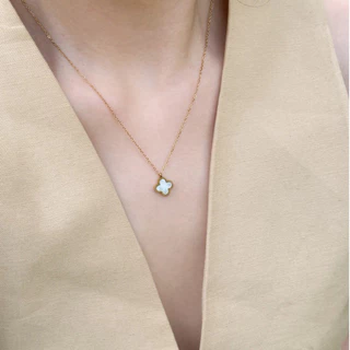 Orachat | Flower 14k necklace. (สร้อยคอตัวเรือนสแตนเลส)