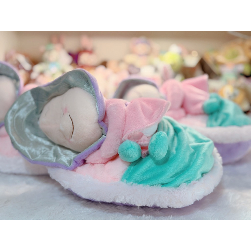 ❤️พร้อมส่งที่ไทย❤️ ตุ๊กตา Young Oyster Plush Toy [Disney Store Japan]
