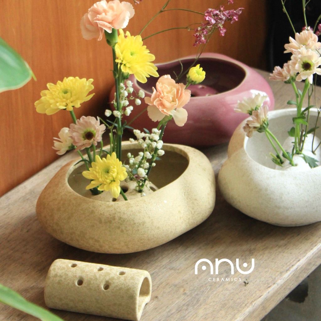 Cloud Bloom Clay ☁️🌼 ฐานจัดดอกไม้เซรามิกทรงเมฆ ผสมกับแนวคิดของ ikebana