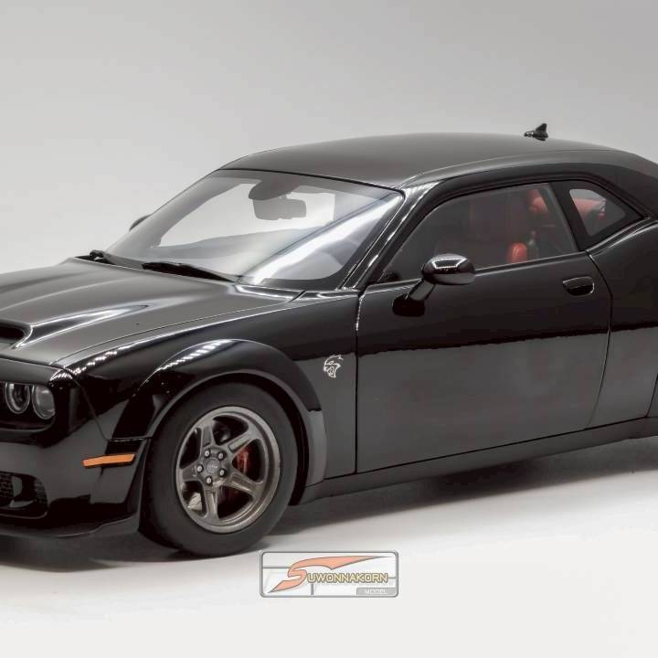 Auto Art 71765 1/18 Dodge Challenger SRT Superstock 2023 (Pitch Black)