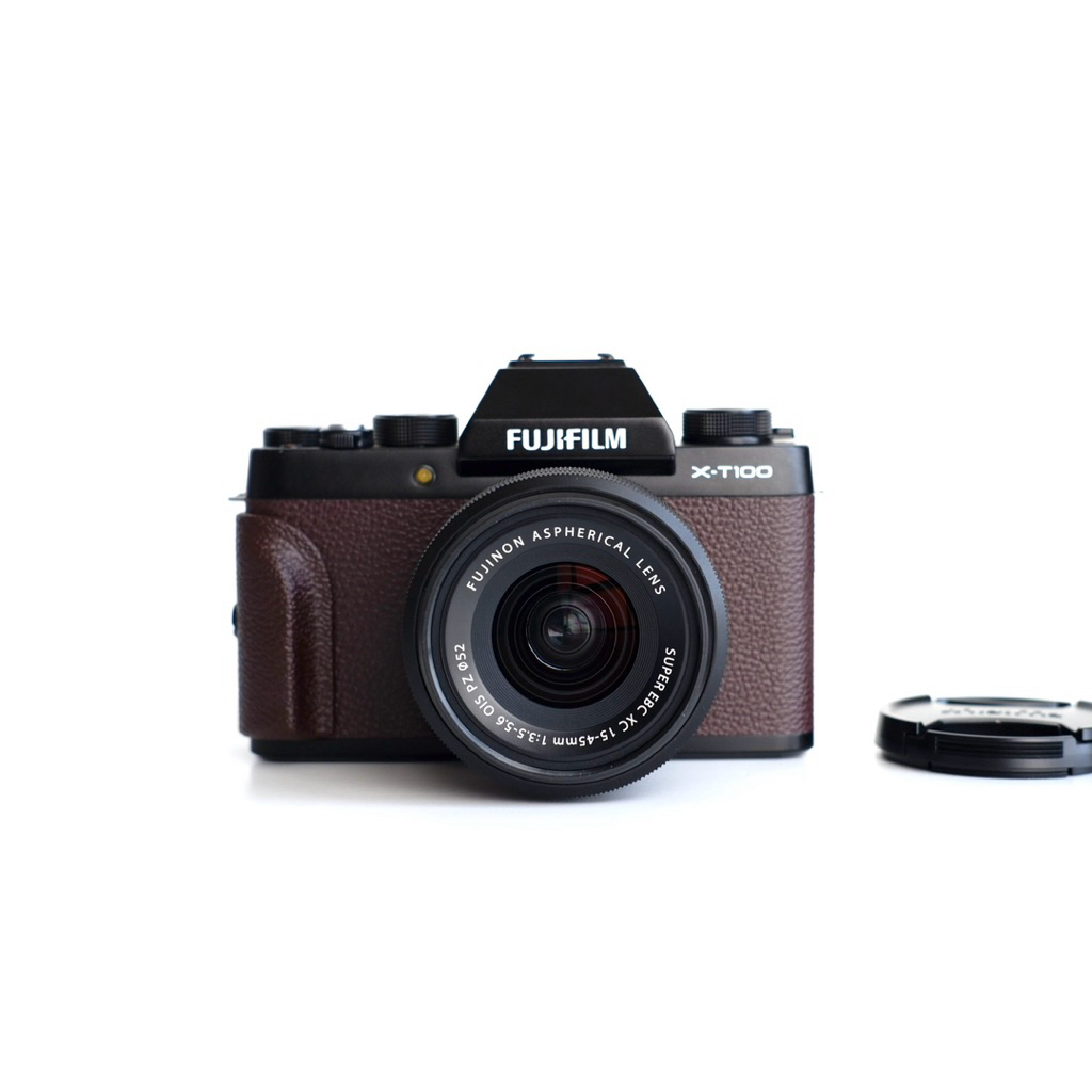 Fuji XT100 พร้อมเลนส์ 15-45mm [มือสอง]