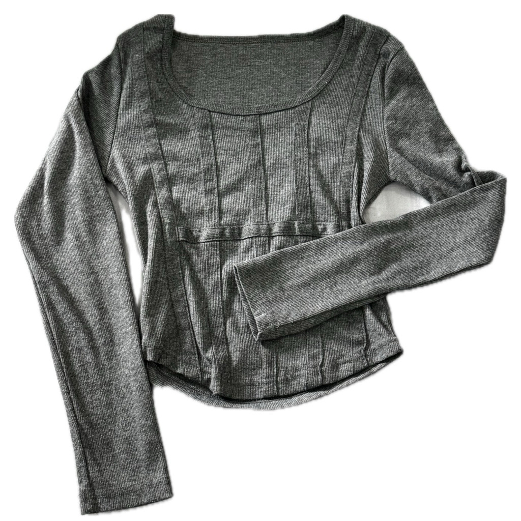 gray / y2k crop top style