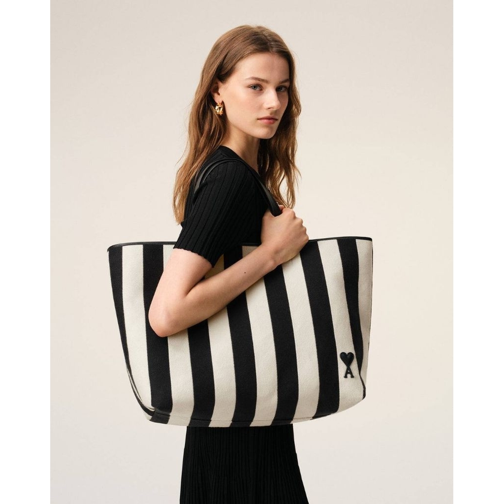 New Ami White Cotton Ami De Coeur Shopping Bag ของแท้💯 พร้อมส่ง **ทักรีเชคสต็อกรายวันก่อนกดค่า