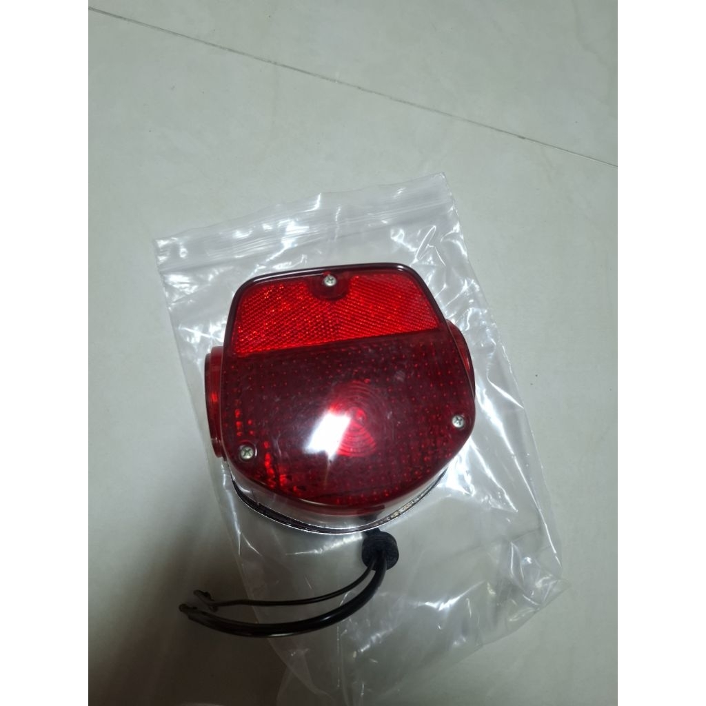ชุดไฟท้าย Kawasaki KH100EL-KH100ES-KH100EX-KH125A-KE125-KE175-KH250 ของใหม่งาน Cobra เก่าเก็บสวยเหมื