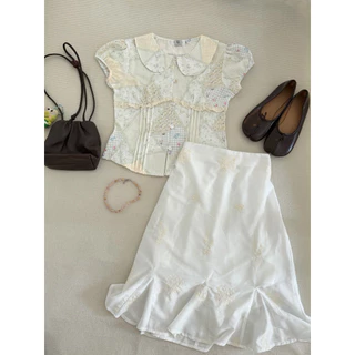 Little garden - ลิ้ตเติ้ลการ์เด้น เสื้อคอบัวเข้ารูป