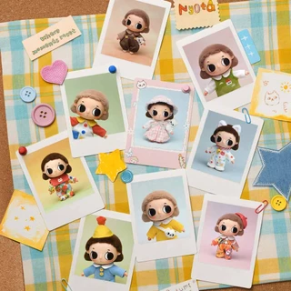 [พร้อมส่ง ใช้ส่วนลดร้านโค้ดคุ้ม] พวงกุญแจ Nyota Where Moments Meet Series Plush Doll (เเบบจุ่มเเละแกะเช็คการ์ด)