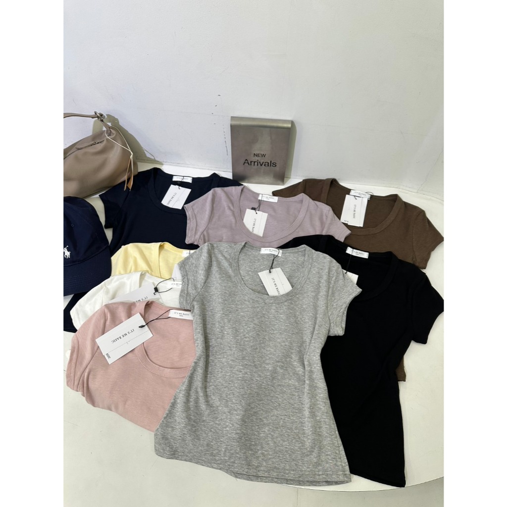 A1065 เสื้อยืดทรง Basic ที่ไม่ Basic
