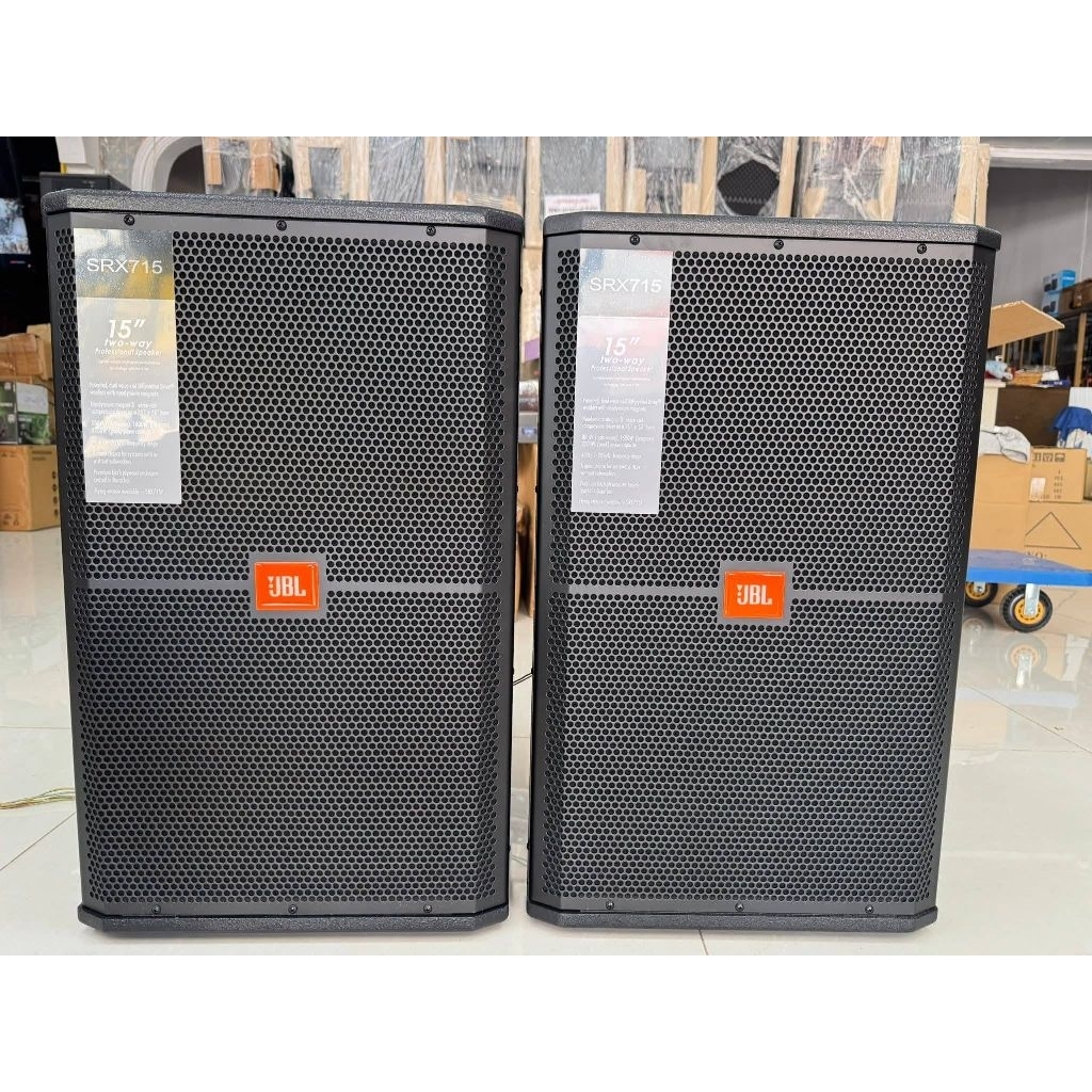 ลำโพงคุณภาพสูง JBL SRX715M 15” 2-Way SPL สูง เสียงพุ่ง ไกล ครอบคลุมพื้นที่กว้าง
