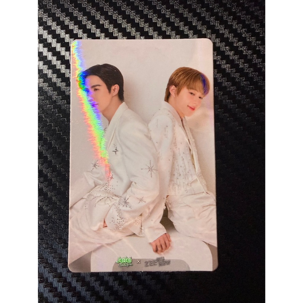 Zee-Nunew Jele Card พร้อมส่ง ส่งประกบกระดาษลังให้