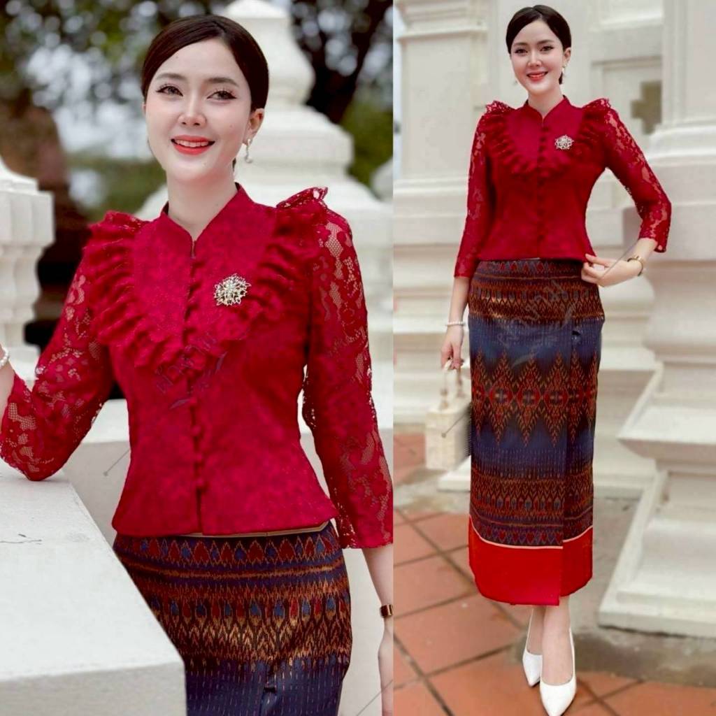 KK - (ขายแยก)  ชุดไทยเสื้อลูกไม้แขนยาวสีแดง เสื้อลูกไม้อิตาลี มีอก32-44 ผ้าถุงผ้าไหมกาบแก้วทอลาย  S-