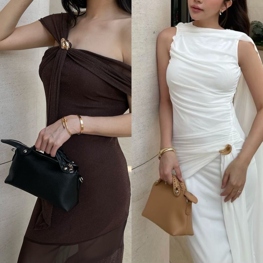 DASH BAG เป็นไอเทมที่สะท้อนถึงความเรียบหรูเหมาะสำหรับสาวๆช่วยเสริมลุคให้ดูแพงคล่องตัวมีสายยาวให้