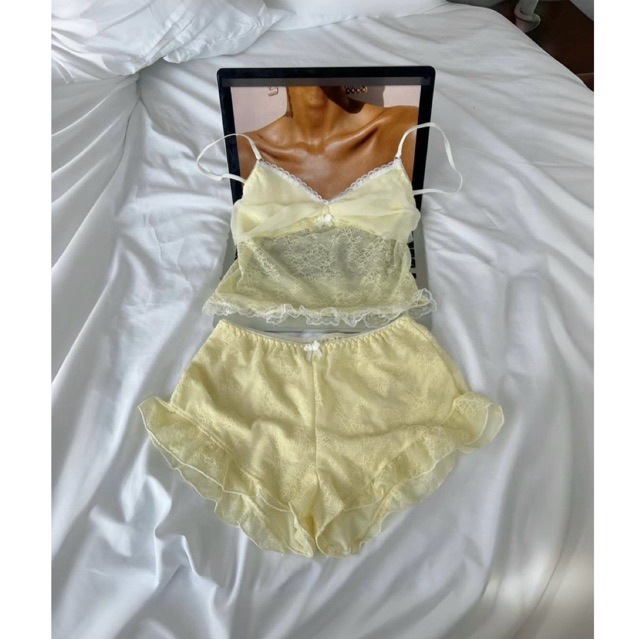 Vintage Flamingo - Pastel Lace Set