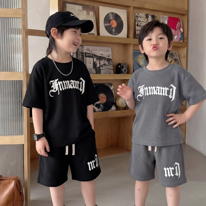 2-14 ปี ชุดเซ็ทเด็กชาย แฟชั่น เสื้อแขนสั้นกางเกงขาสั้น ลำลองกีฬา 2ชิ้น สไตล์เกาหลี านุ่มใสสบายฯ